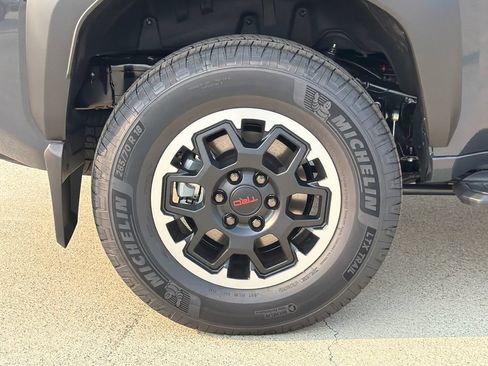 New 2026 Toyota 4Runner TRD Off-Road Premium AWD/4WD image 8