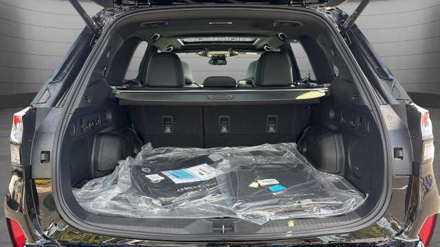 New 2026 Subaru Forester Touring AWD/4WD image 27