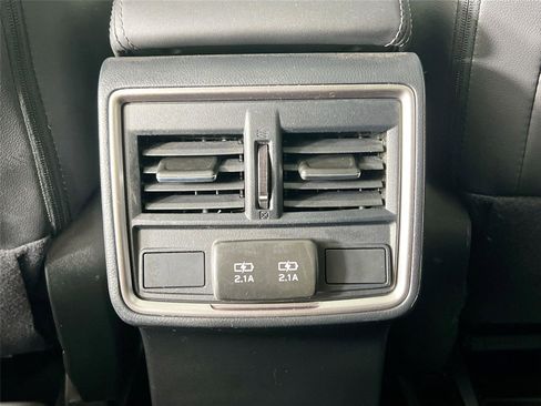 Used 2024 Subaru Forester Limited AWD/4WD image 25