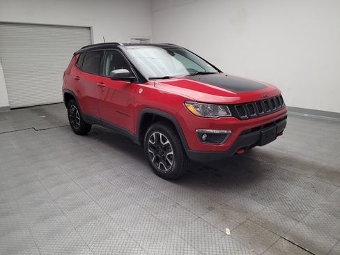 Used 2021 Jeep Compass Trailhawk AWD/4WD image 13