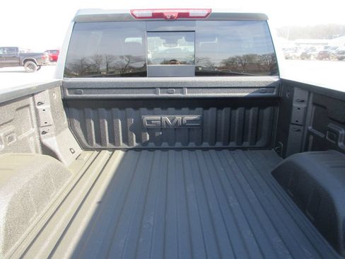 New 2026 GMC Sierra 1500 AT4X AWD/4WD image 6