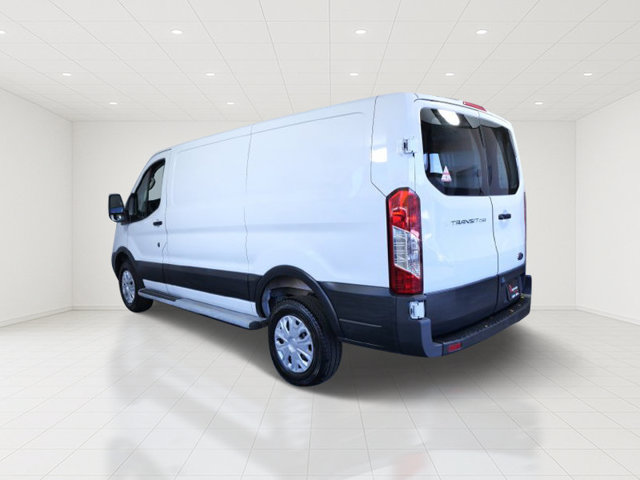 Certified 2025 Ford Transit 250 Low Roof w/ Exterior Upgrade Package RWD image 4