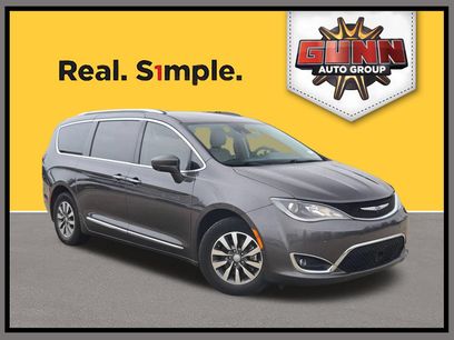 Used 2020 Chrysler Pacifica Touring-L Plus