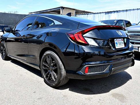 Used 2019 Honda Civic EX image 5