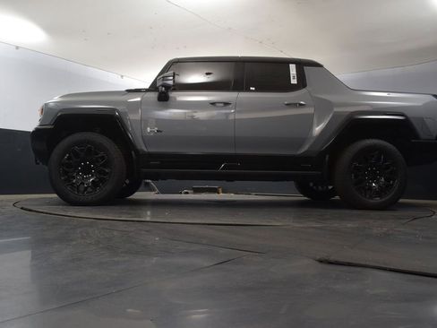 New 2025 GMC Hummer EV 2X image 53