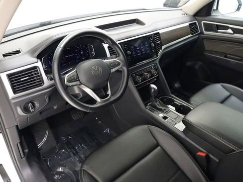 Used 2023 Volkswagen Atlas SE FWD image 12