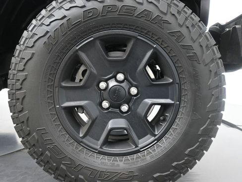 Used 2021 Jeep Gladiator Mojave image 11