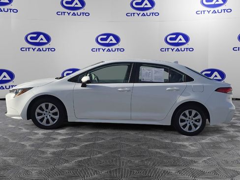 Used 2023 Toyota Corolla LE image 8