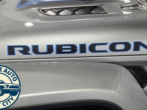Used 2023 Jeep Wrangler Unlimited Rubicon 4xe w/ Dual Top Group image 11