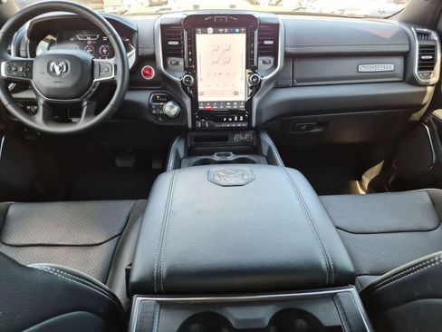 Used 2024 RAM 1500 Laramie AWD/4WD image 16