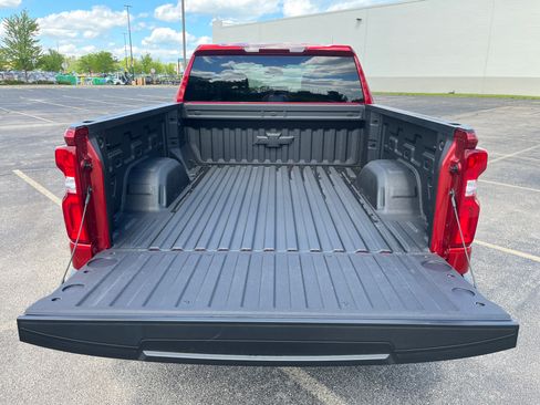 Used 2026 Chevrolet Silverado 1500 RST w/ RST Select Package AWD/4WD image 9