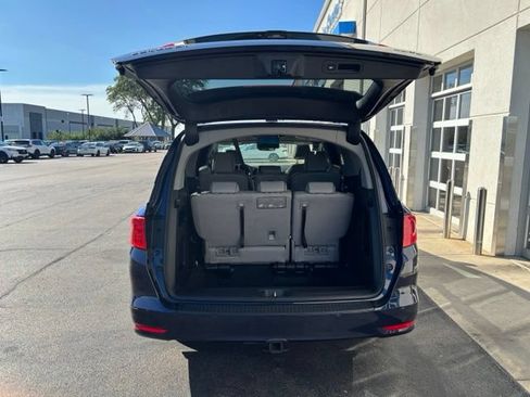 Used 2024 Honda Odyssey Elite image 8