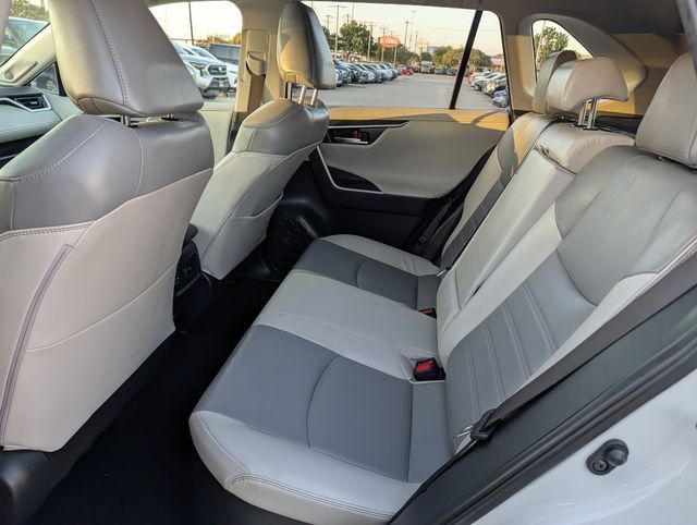 Used 2021 Toyota RAV4 Limited AWD/4WD image 26