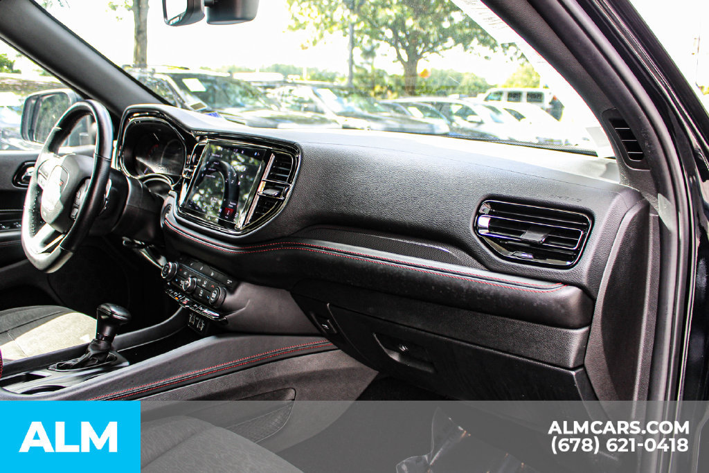 Used 2025 Dodge Durango GT RWD image 26
