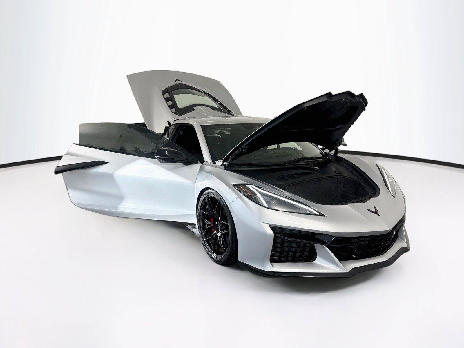 Used 2026 Chevrolet Corvette Z06 RWD image 37