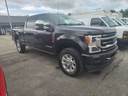 Used 2021 Ford F250 Platinum AWD/4WD image 2
