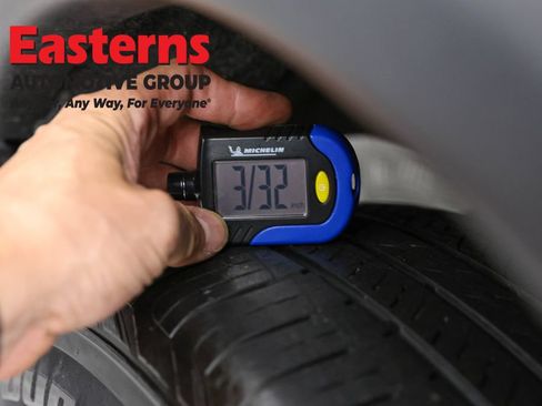 Used 2022 Nissan Rogue SV AWD/4WD image 28