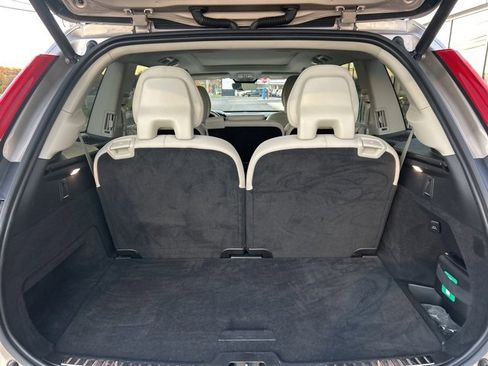 Certified 2024 Volvo XC90 B5 Plus w/ Protection Package Premier image 10