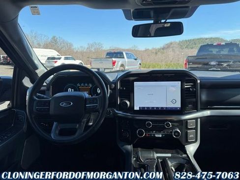 Used 2023 Ford F150 Lariat w/ Trailer Tow Package image 21