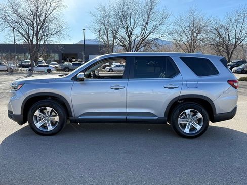 Certified 2025 Honda Pilot EX-L image 7