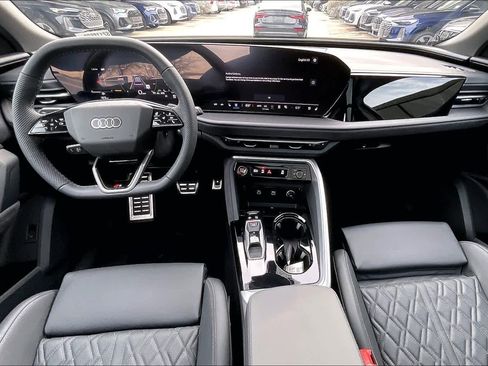New 2025 Audi SQ5 Premium Plus image 5