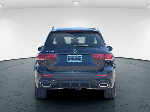 Used 2023 Mercedes-Benz GLB 250 image 6