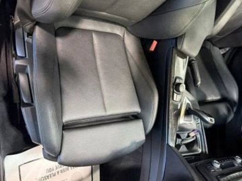 Used 2015 BMW 320i 320i w/ Sport Package image 26