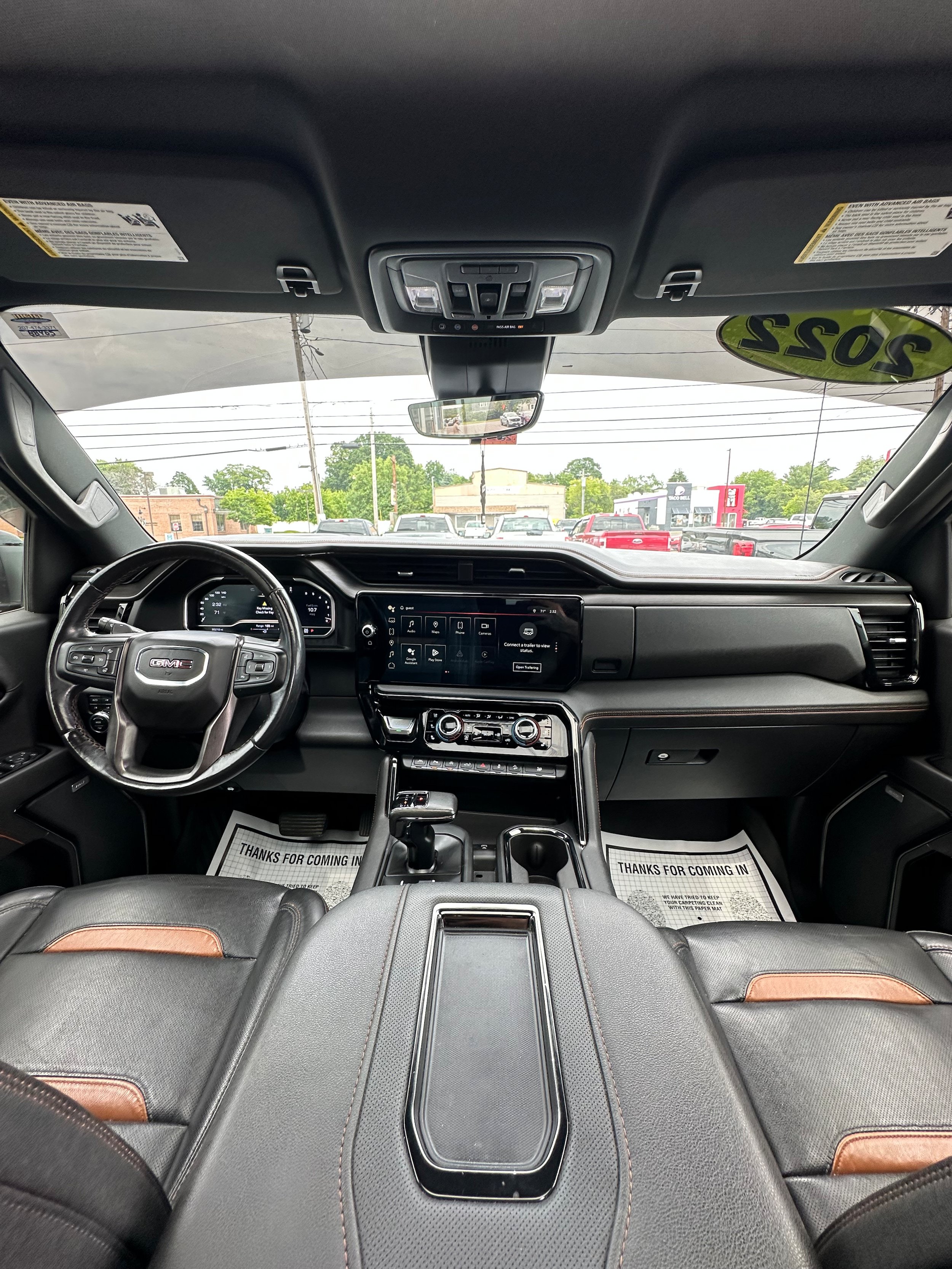 Used 2022 GMC Sierra 1500 AT4 w/ AT4 Premium Package AWD/4WD image 10
