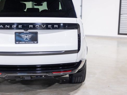 Used 2024 Land Rover Range Rover Long Wheelbase Autobiography AWD/4WD image 13