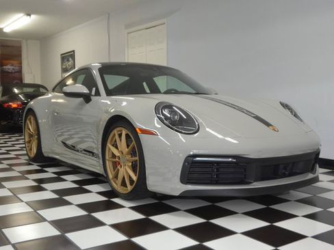 Used 2020 Porsche 911 Carrera S RWD image 3
