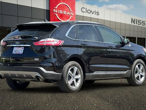 Used 2020 Ford Edge SEL w/ Convenience Package image 3