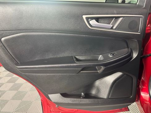 Used 2023 Ford Edge SEL image 23