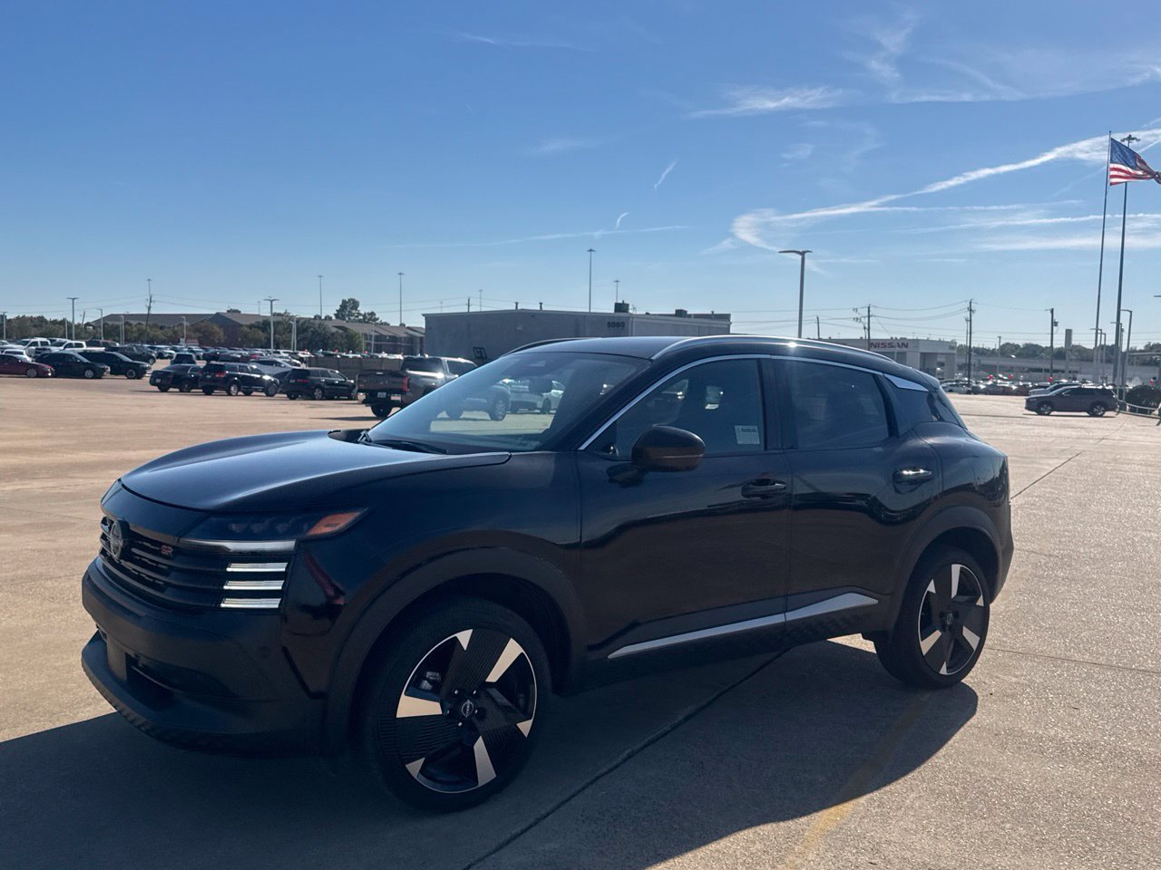 Certified 2026 Nissan Kicks SR FWD image 11