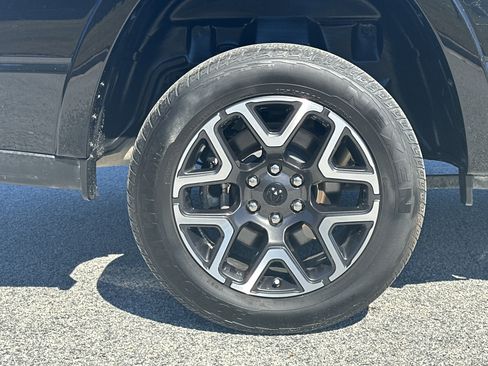 Used 2025 RAM 1500 Laramie image 17