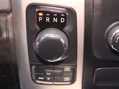 Used 2019 RAM 1500 Classic SLT w/ Black Appearance Group image 23