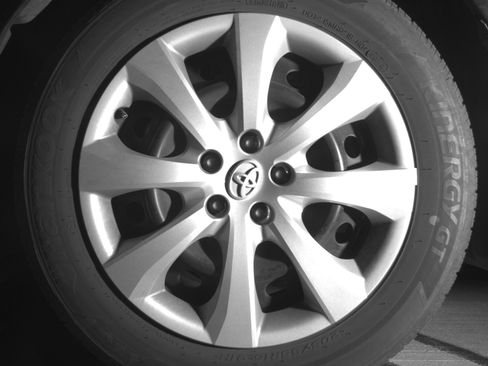 Used 2025 Toyota Corolla LE FWD image 12