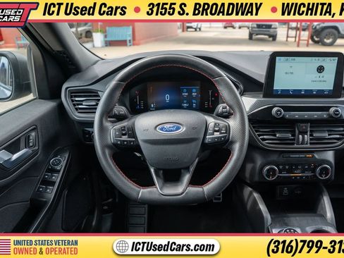 Used 2024 Ford Escape ST-Line AWD/4WD image 12