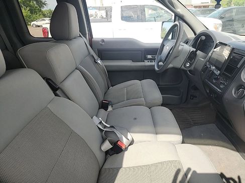 Used 2004 Ford F150 XLT AWD/4WD image 16