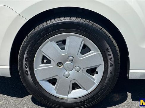 Used 2011 Ford Focus S FWD image 30