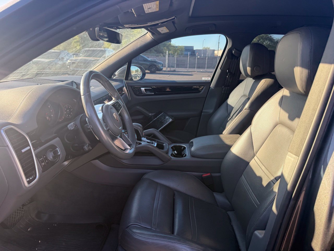Used 2019 Porsche Cayenne AWD/4WD image 12