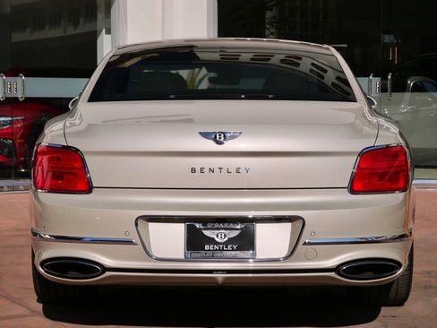 Used 2020 Bentley Flying Spur W12 w/ First Edition Specification image 8