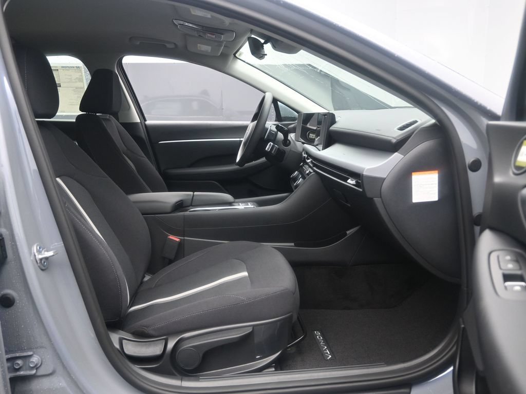 New 2026 Hyundai Sonata Blue FWD image 30