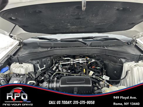 Used 2021 Ford Explorer XLT w/ Equipment Group 202A image 13