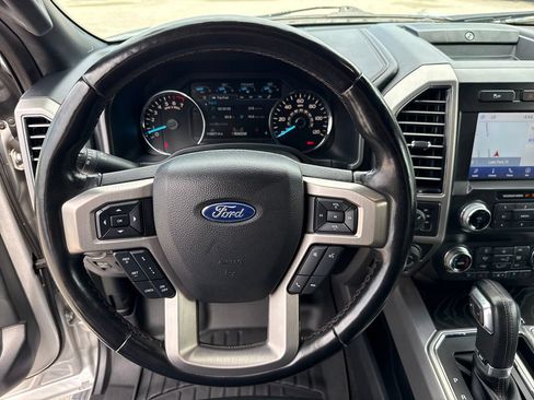 Used 2019 Ford F150 Platinum w/ Equipment Group 701A Luxury AWD/4WD image 16
