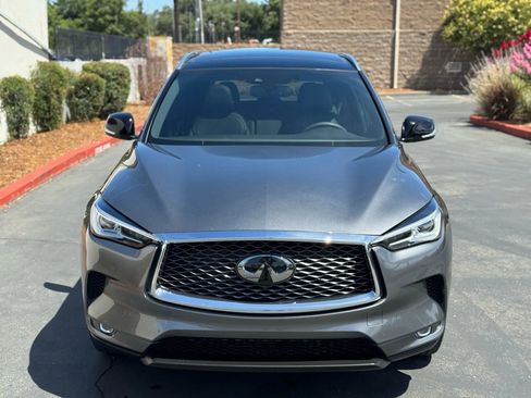 Used 2021 INFINITI QX50 Luxe w/ Appearance Package image 9