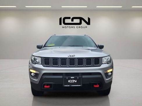 Used 2020 Jeep Compass Trailhawk AWD/4WD image 8