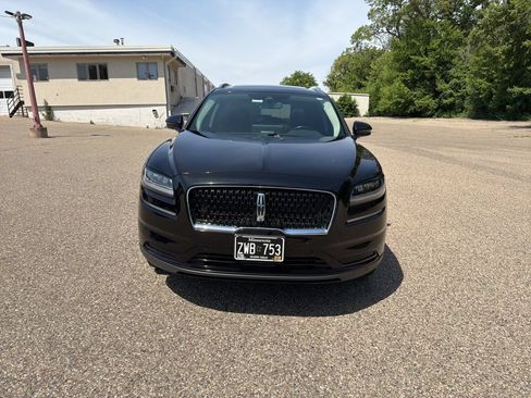 Used 2023 Lincoln Nautilus Reserve w/ Equipment Group 201A AWD/4WD image 8
