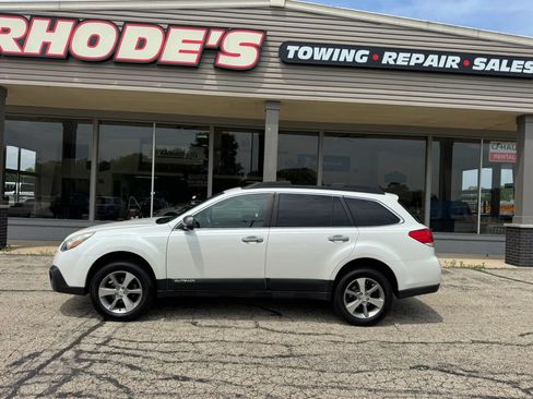 Used 2014 Subaru Outback 2.5i Limited AWD/4WD image 2