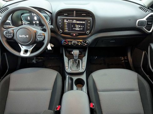 Used 2024 Kia Soul LX w/ Option Group 015 image 15