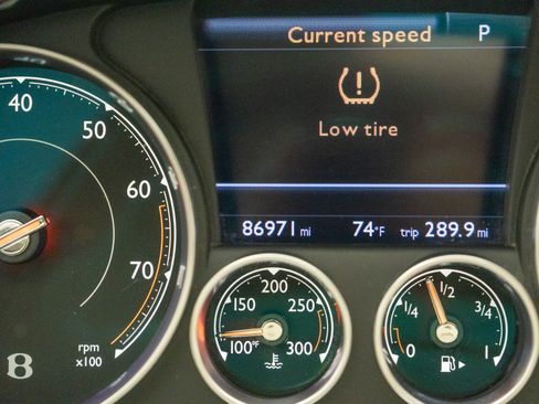 Used 2017 Bentley Flying Spur W12 AWD/4WD image 22